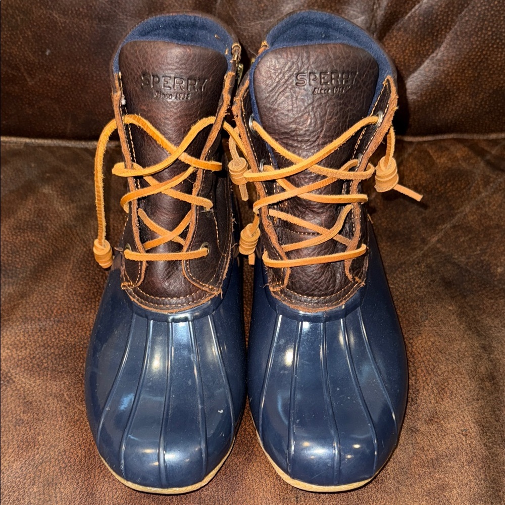 Sperry Saltwater Navy with Dark Brown leather Duck Boots. Excellent condition.